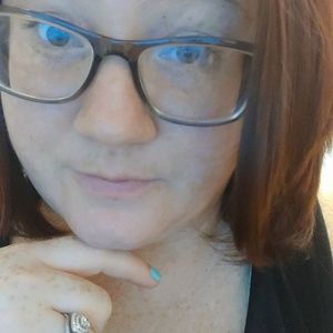 Meet your Posher, Corrie